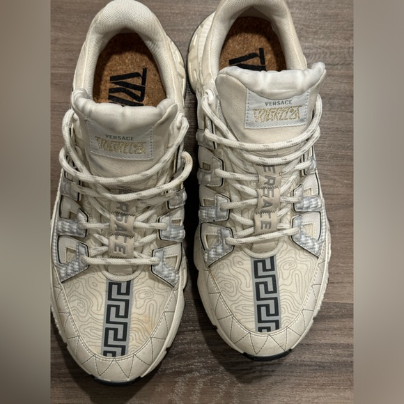 Men’s Versace TRIGRECA SNEAKERS - Picture 2 of 9
